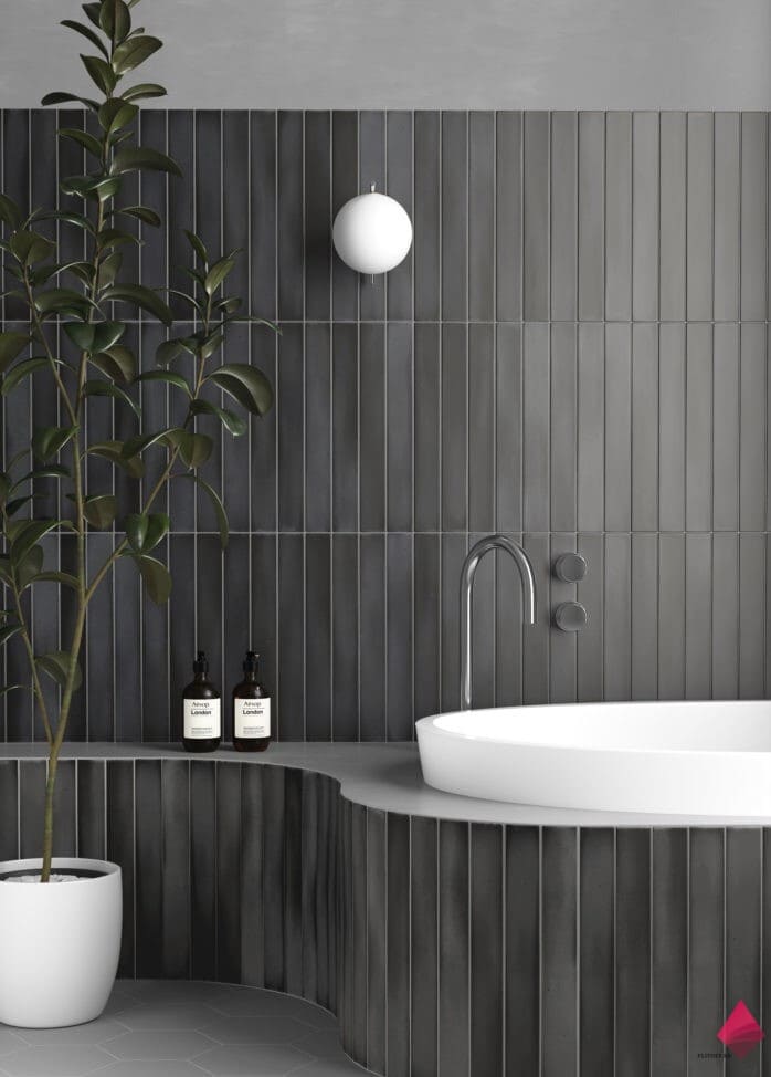 Черная плитка для ванной