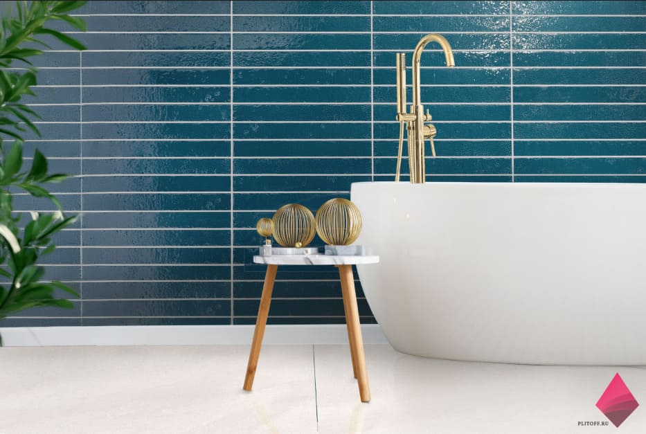 Синяя узкая плитка фото