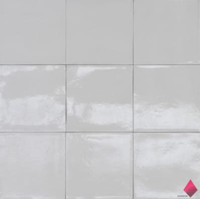 Белая глянцевая плитка 20х20