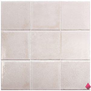 Светлая плитка маленького размера