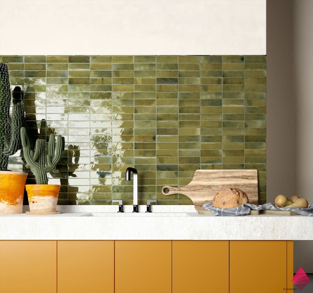 Оливковая плитка на фартук